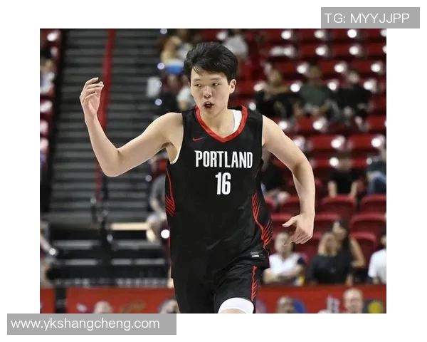 媒体人：杨瀚森首秀不算惊艳但也说不上差 他肯定会私下回味很久