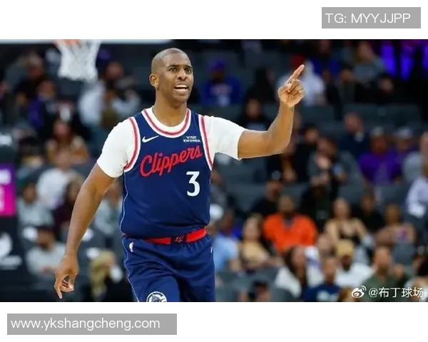 马刺官方社媒致敬保罗：能看你身披银黑战袍是我们的荣幸